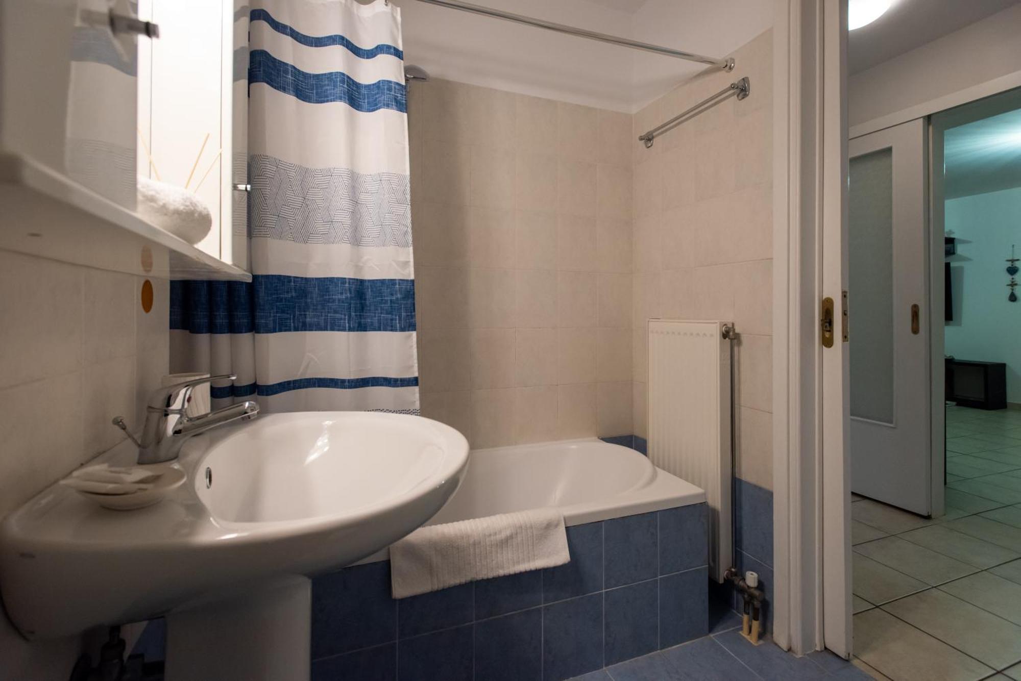 Kg Acropolis Escape Spa Apartment Афины Экстерьер фото